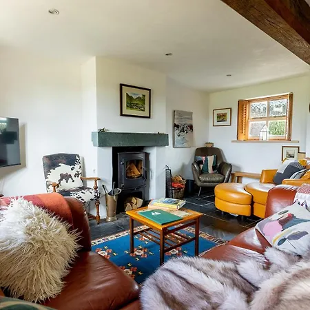 High Trees Byre - Two Bed With Log Burner & Incredible Views Semesterbostad Workington