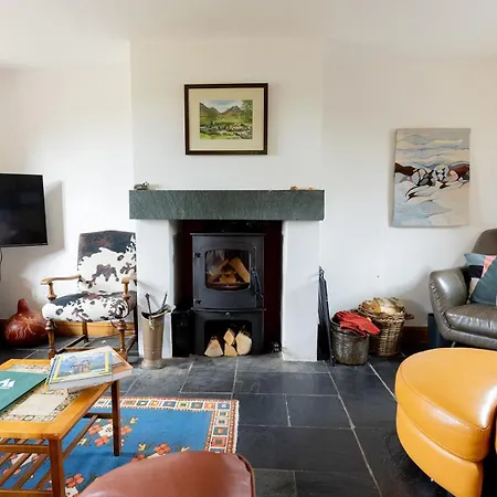 Semesterbostad High Trees Byre - Two Bed With Log Burner & Incredible Views