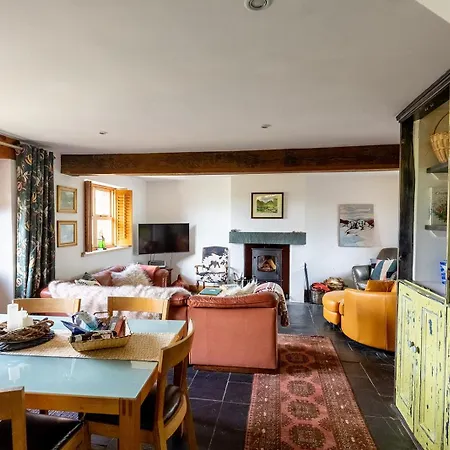 High Trees Byre - Two Bed With Log Burner & Incredible Views Semesterbostad *
