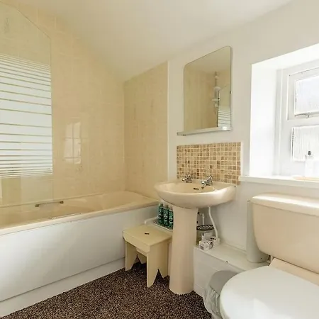 High Trees Byre - Two Bed With Log Burner & Incredible Views *