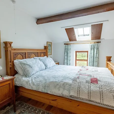 Holiday home High Trees Byre - Two Bed With Log Burner & Incredible Views *