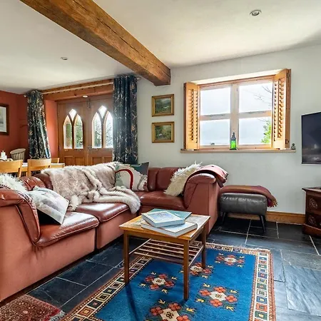 Vakantiehuis High Trees Byre - Two Bed With Log Burner & Incredible Views *